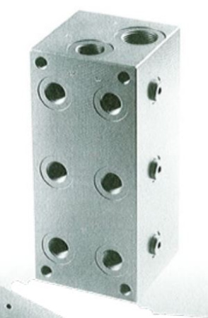 Плита CETOP 5, 8 мест, каналы A, B снизу, A, B - G1/2";  P - G3/4", T - G1"